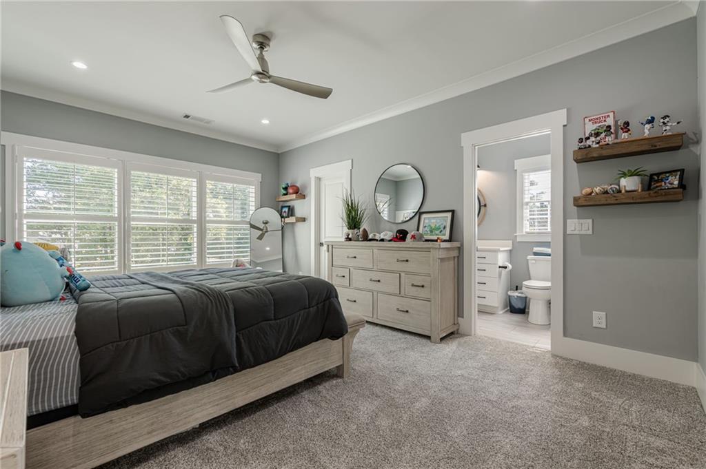 730 Summit Terrace NE