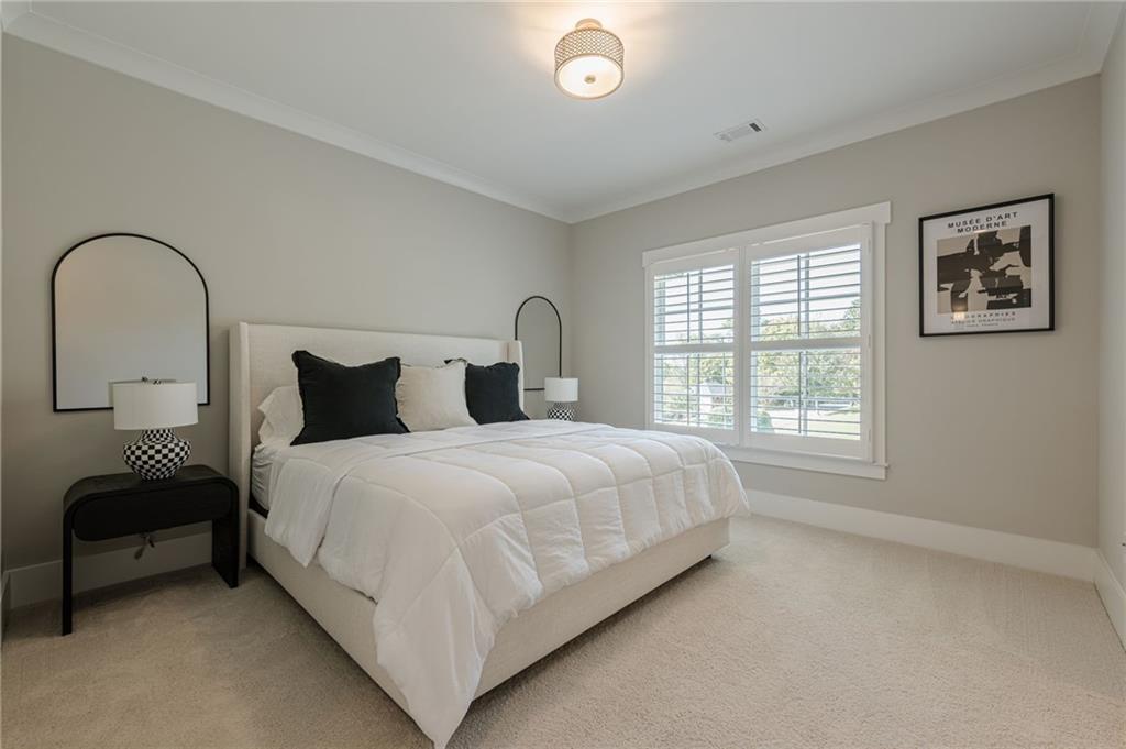 730 Summit Terrace NE