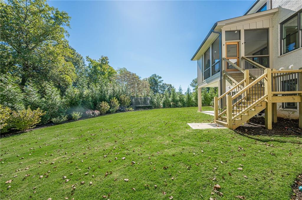 730 Summit Terrace NE