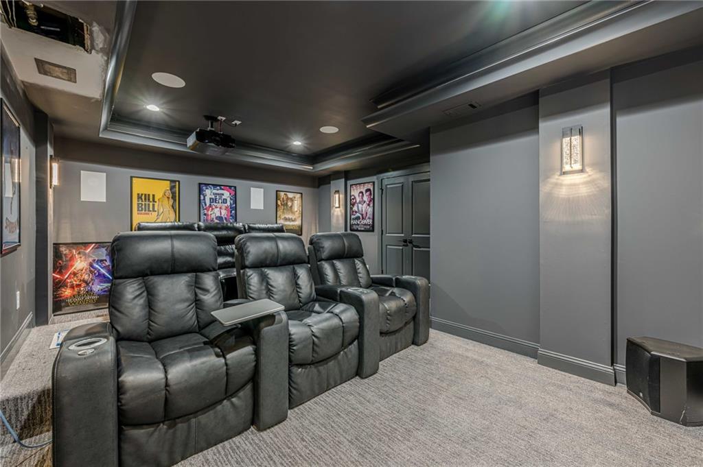 730 Summit Terrace NE