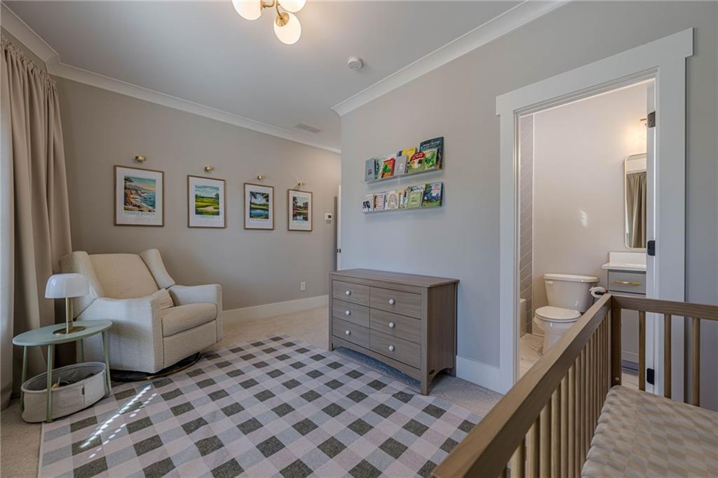 730 Summit Terrace NE