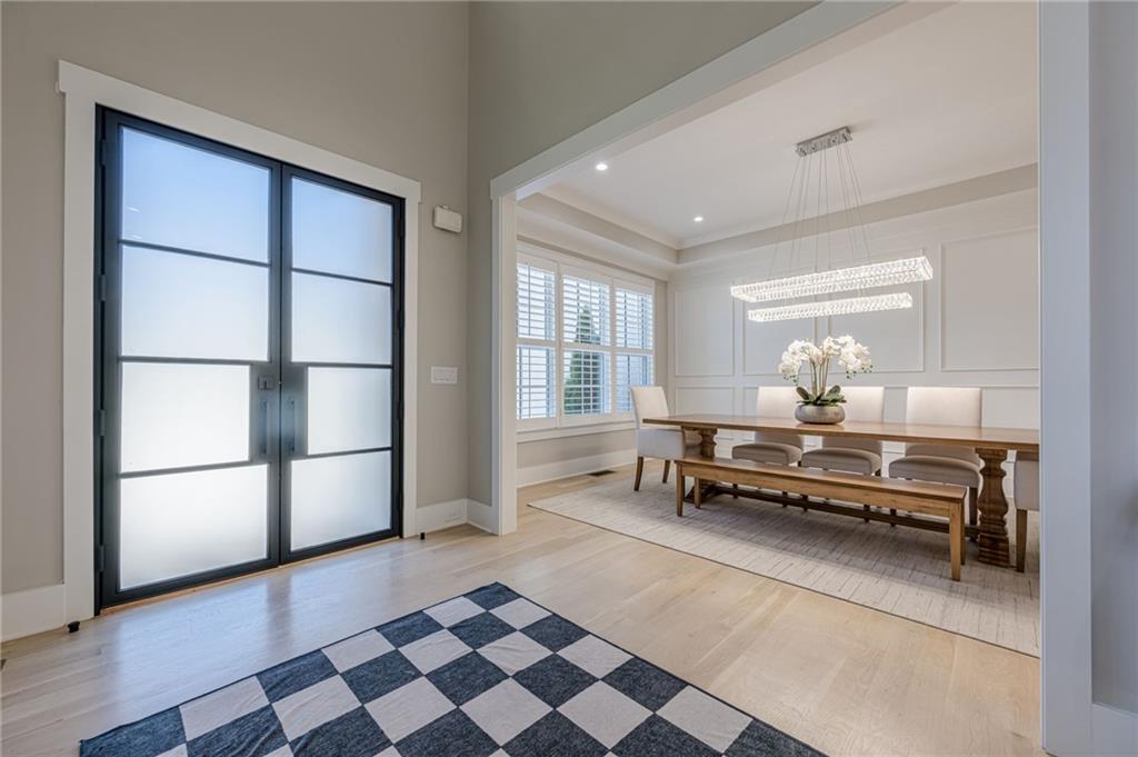 730 Summit Terrace NE