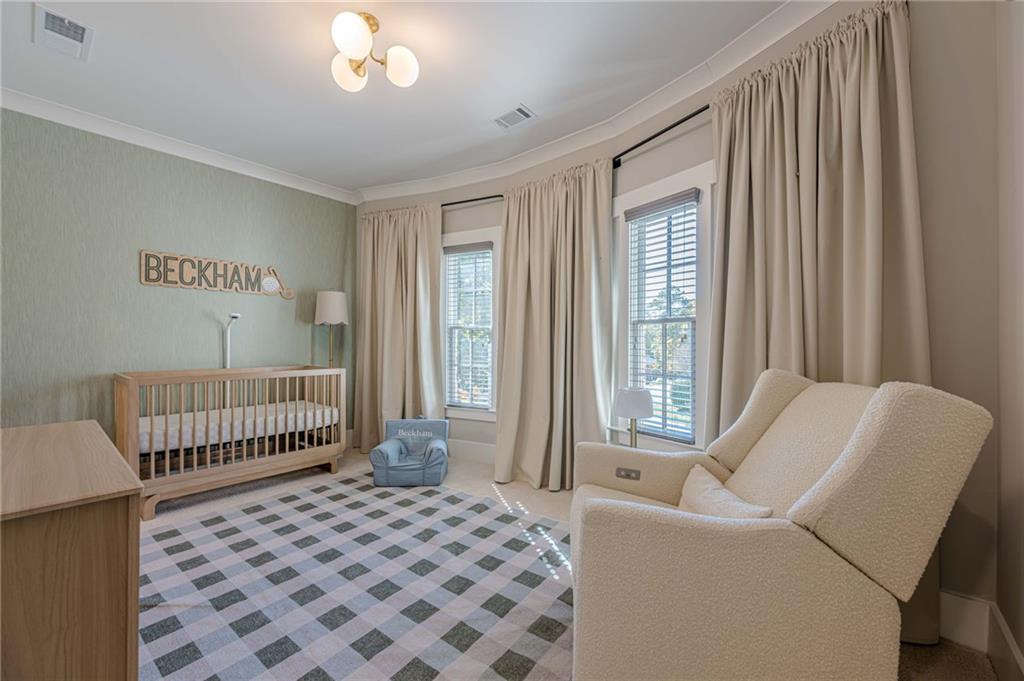 730 Summit Terrace NE