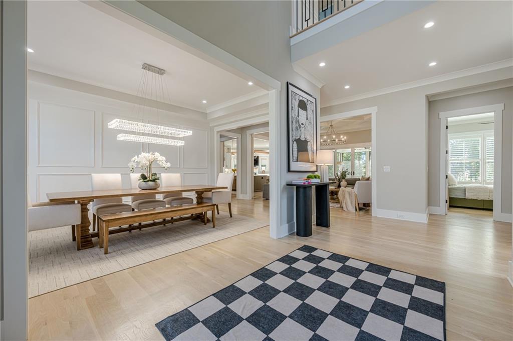 730 Summit Terrace NE