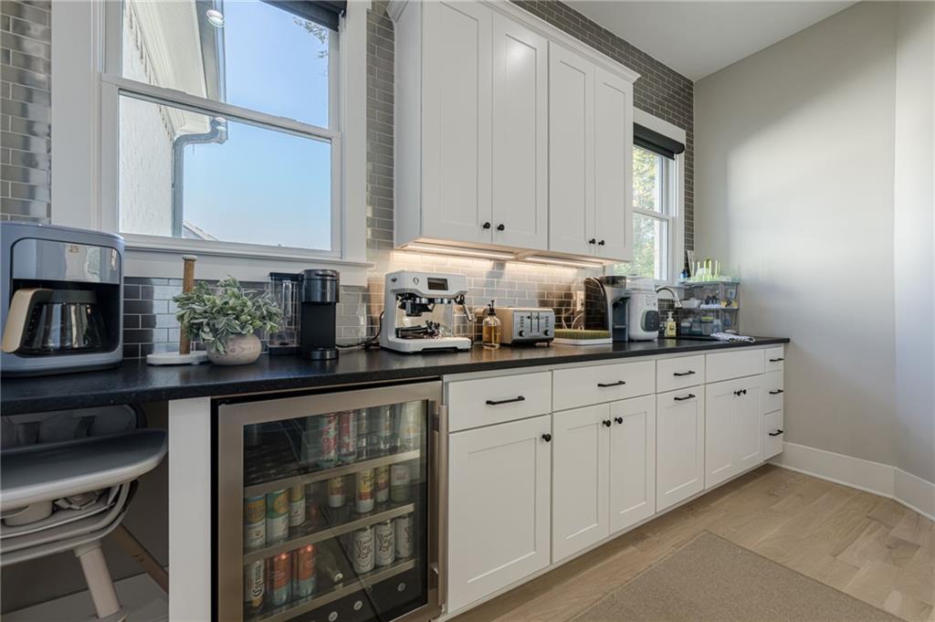 730 Summit Terrace NE