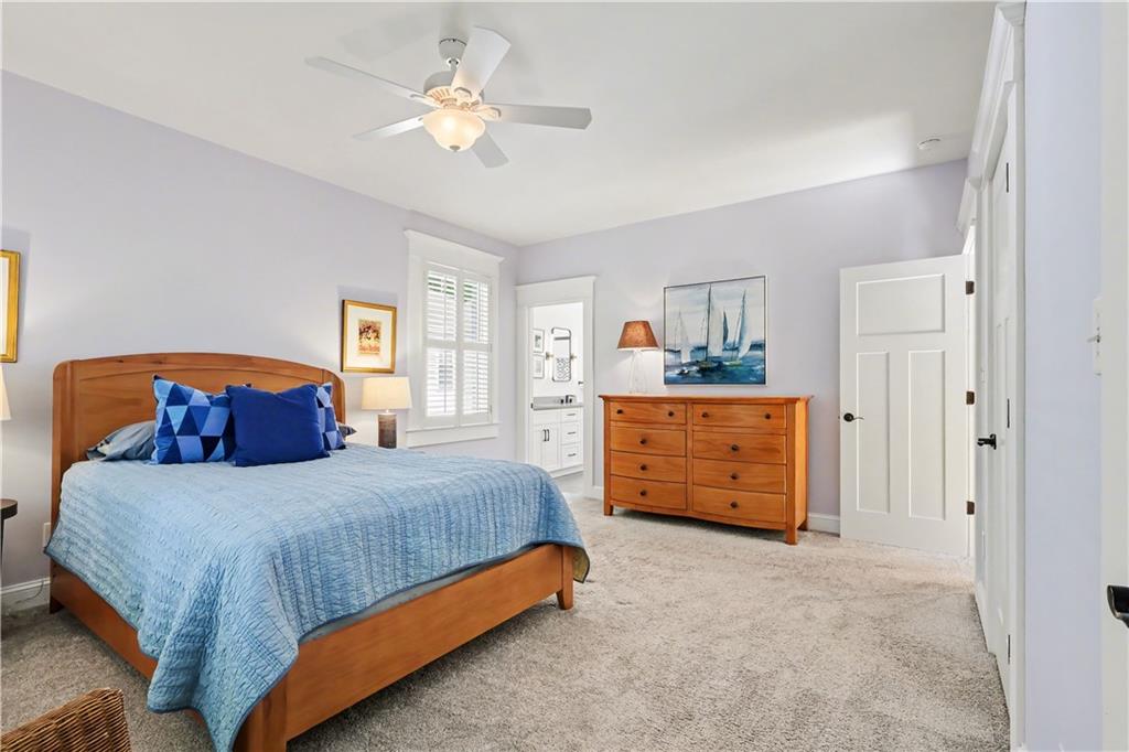 827 Highland Terrace NE