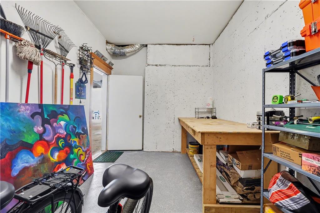 827 Highland Terrace NE