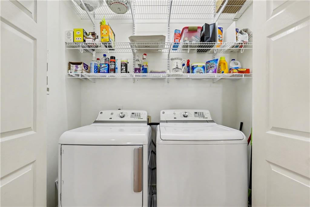 827 Highland Terrace NE