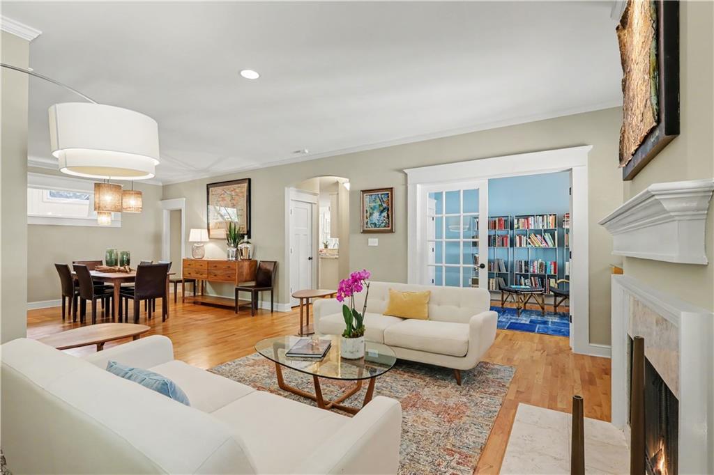 827 Highland Terrace NE