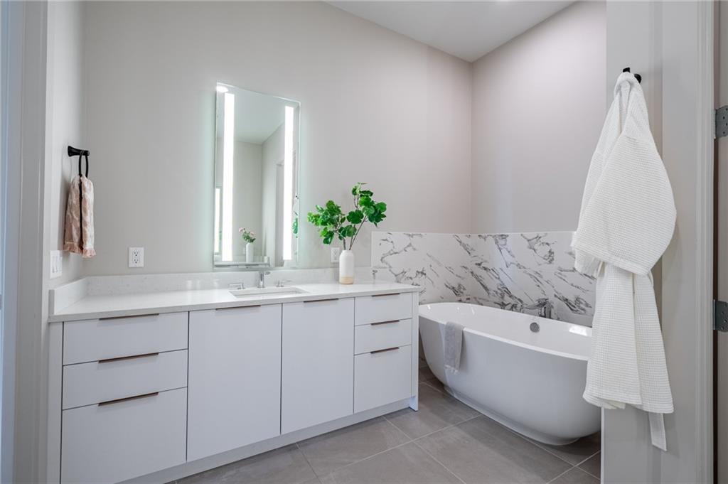 40 12th Street NE Unit 1505