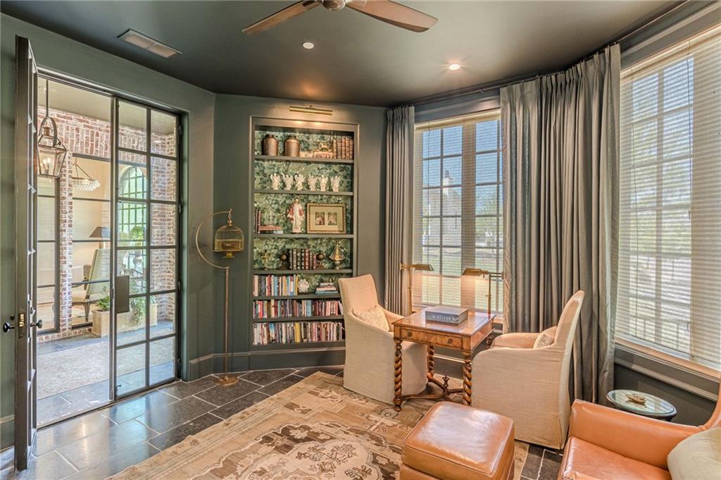 290 Guild Lane