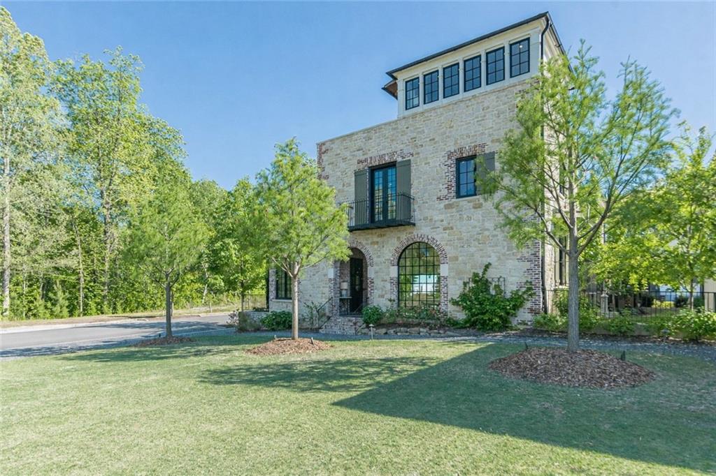290 Guild Lane