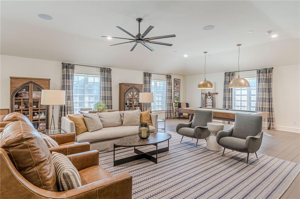 290 Guild Lane