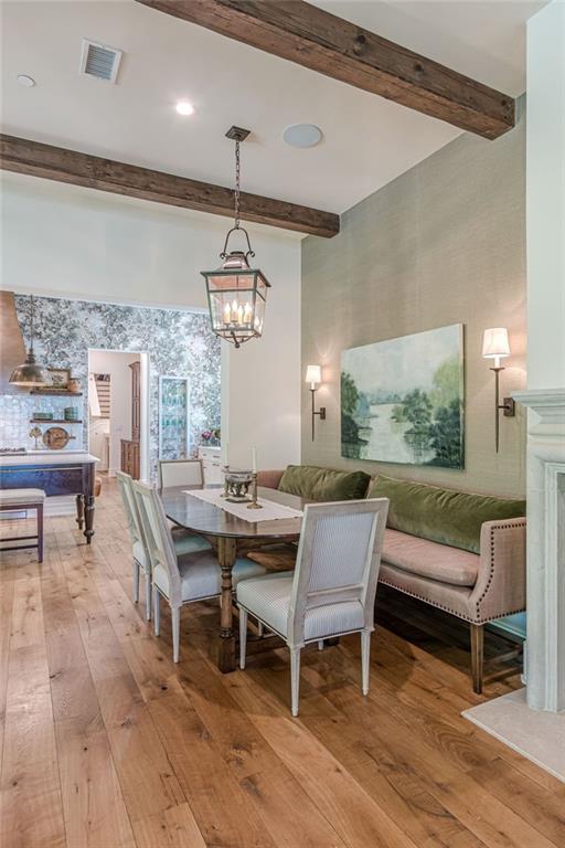 290 Guild Lane
