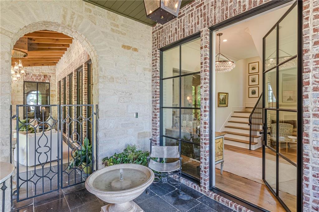 290 Guild Lane