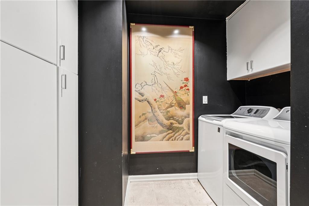 147 15th Street NE Unit 4E