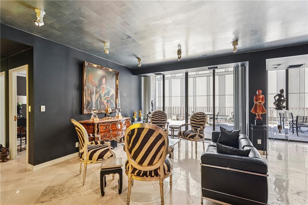 147 15th Street NE Unit 4E
