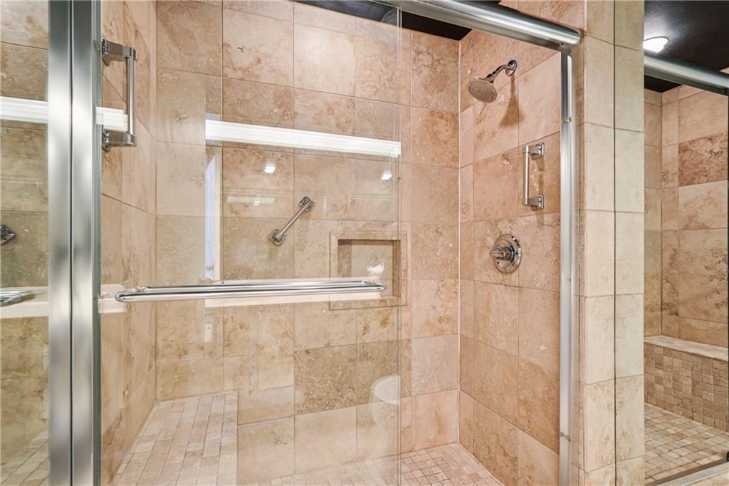 147 15th Street NE Unit 4E