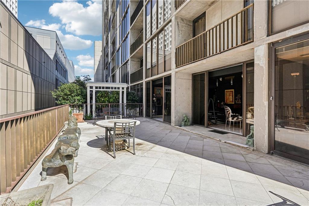 147 15th Street NE Unit 4E