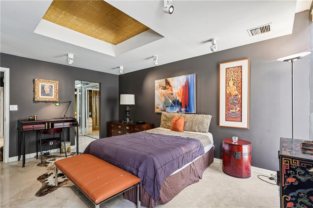 147 15th Street NE Unit 4E