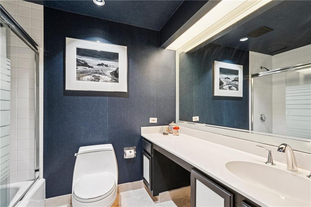147 15th Street NE Unit 4E