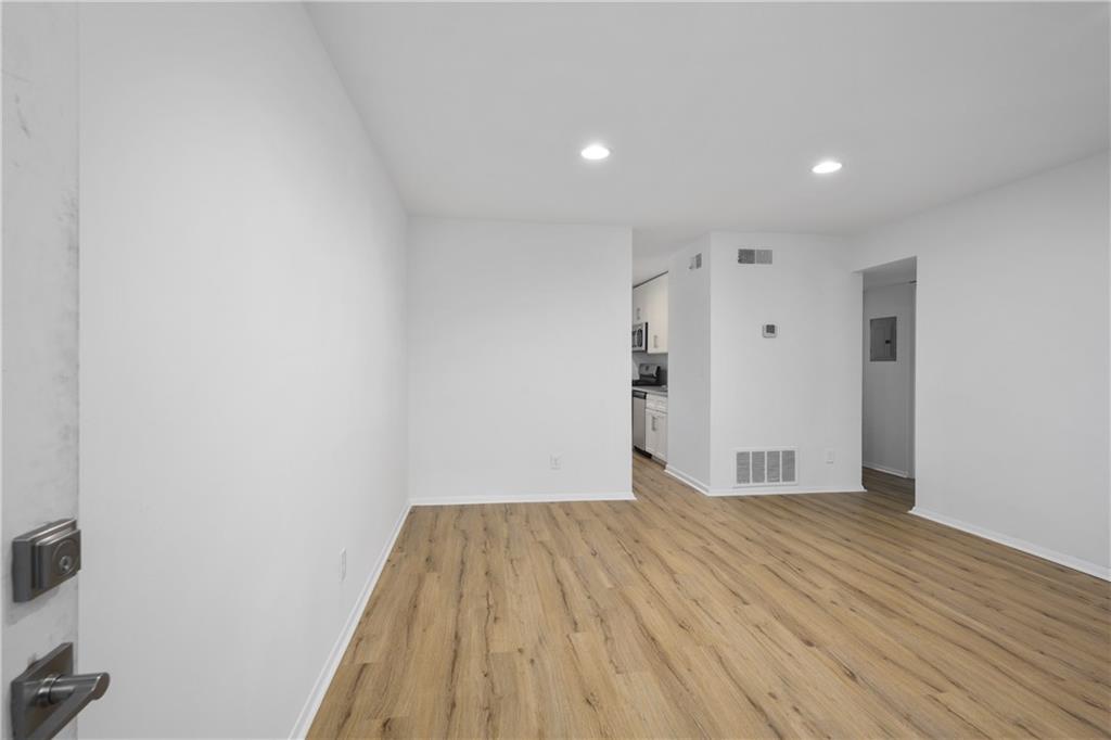 1170 Greenwich Street SW Unit 3