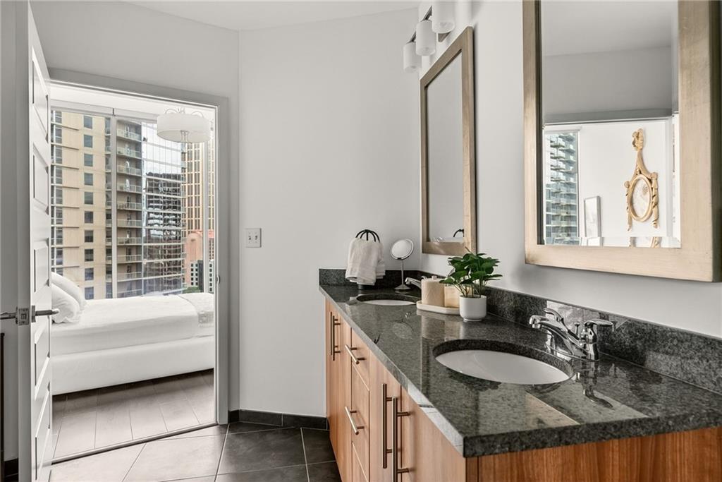 1080 Peachtree Street NE Unit 1314