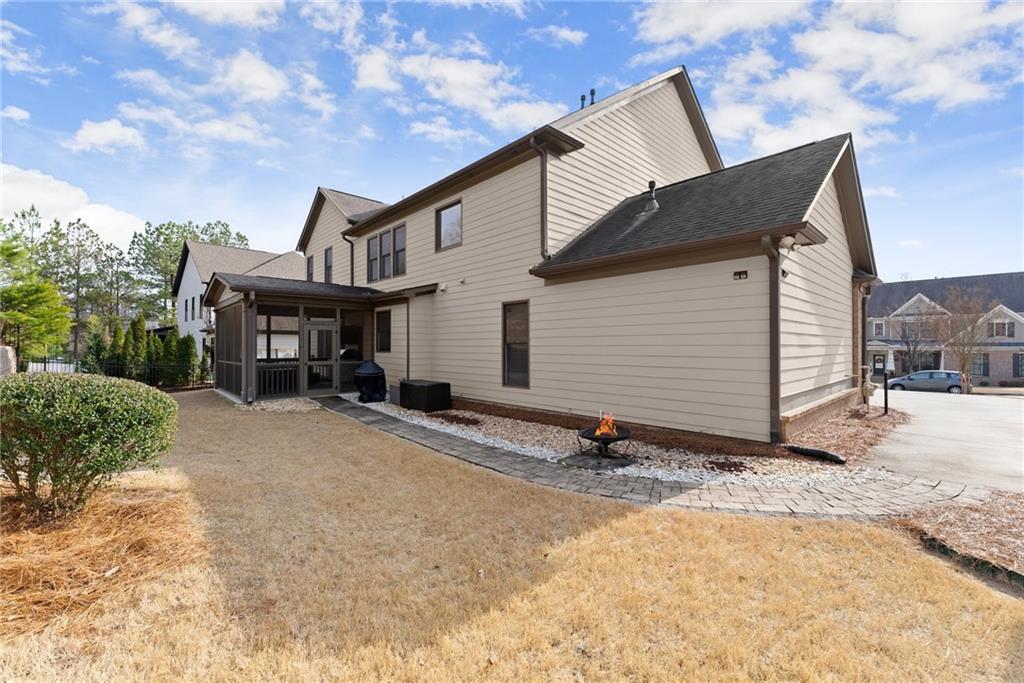 6514 Lemon Grass Lane