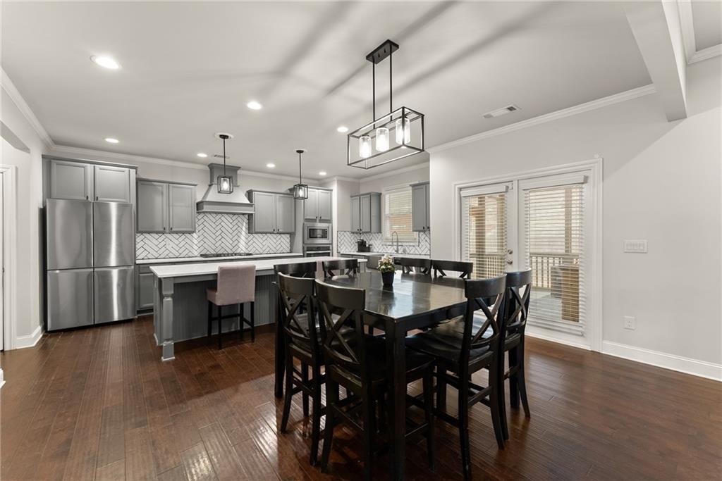 6514 Lemon Grass Lane