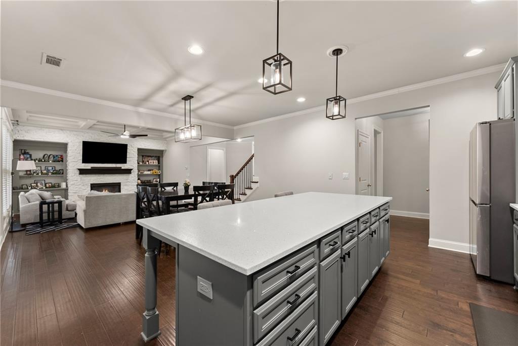 6514 Lemon Grass Lane
