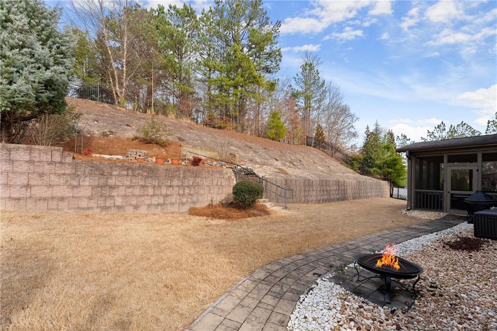 6514 Lemon Grass Lane