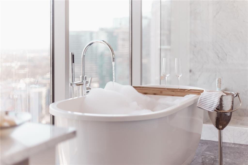 1065 Peachtree Street NE Unit 3105