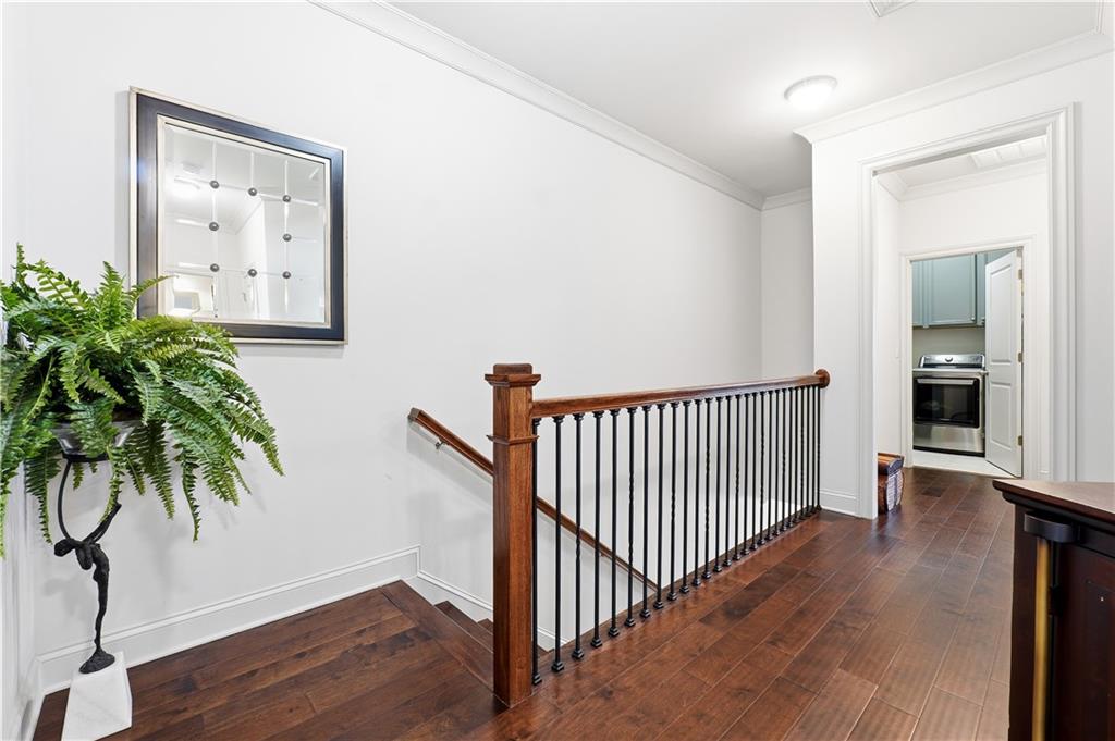 1910 Skyfall Circle NE