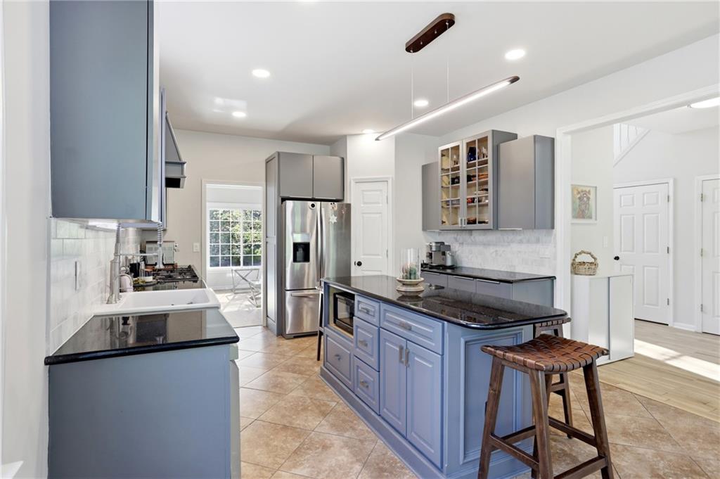 1015 Windhaven Drive