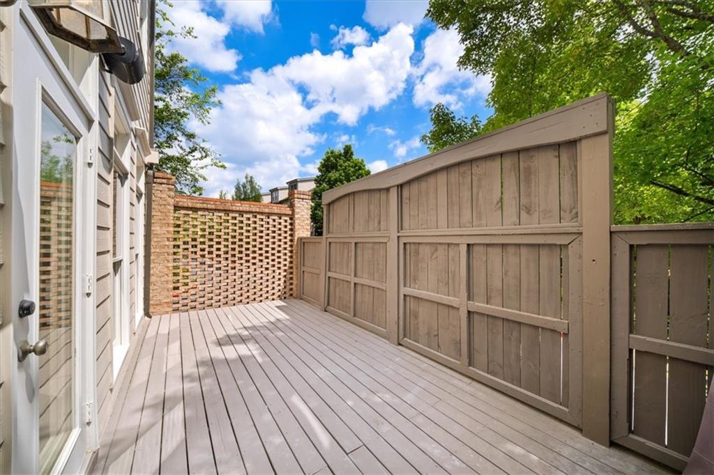 552 Sarabrook Place