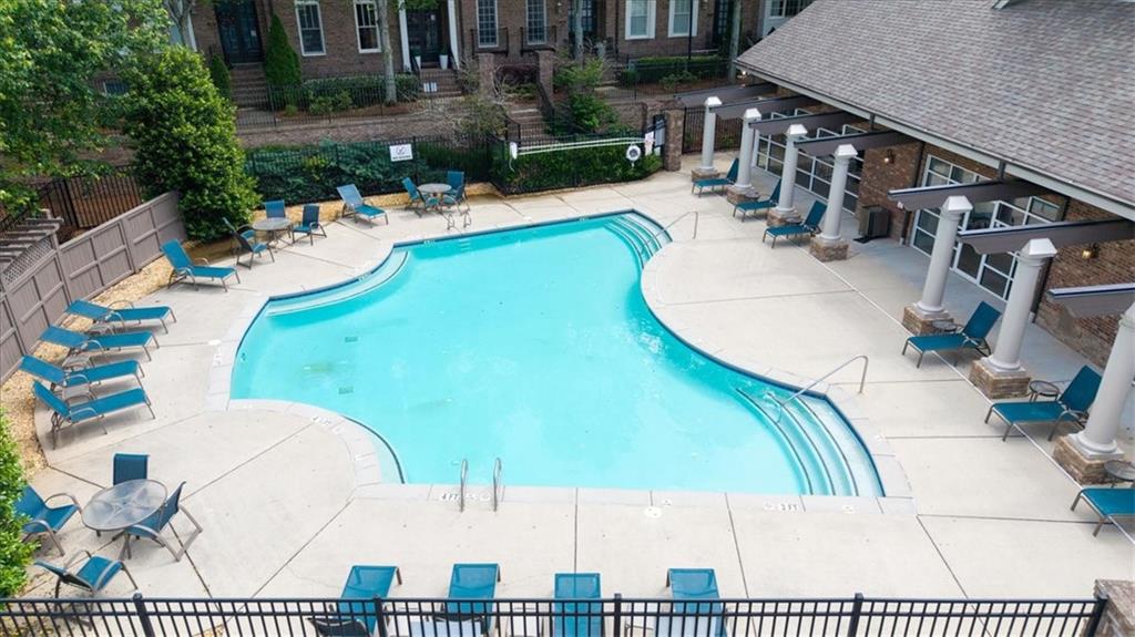 552 Sarabrook Place