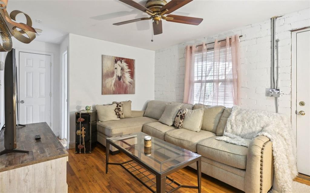 24 Daniel Street Unit 6