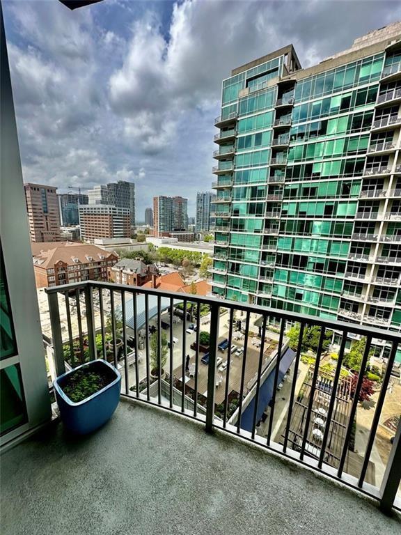923 Peachtree Street NE Unit 1324