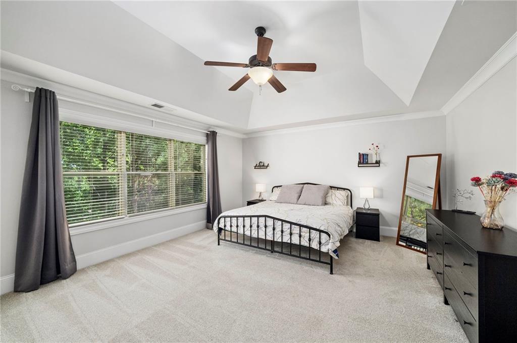 7805 Highland Bluff