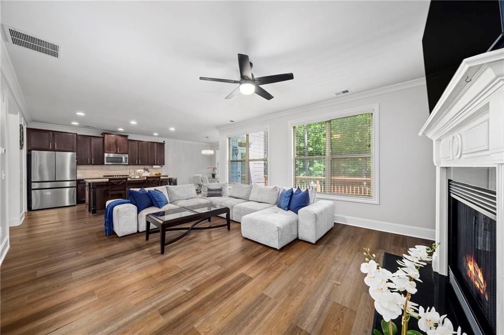 7805 Highland Bluff