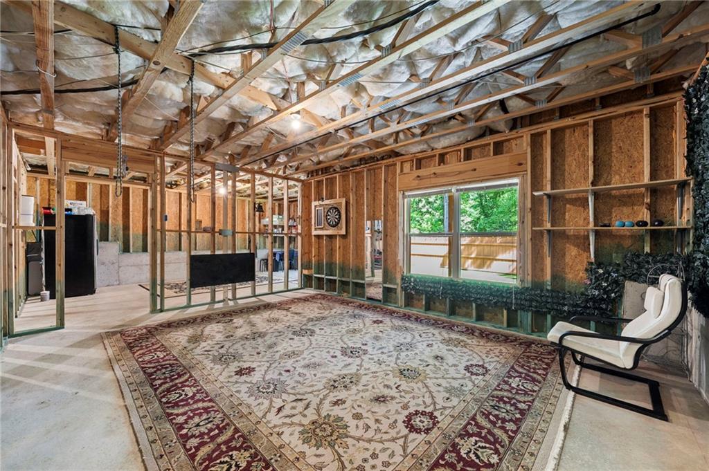 7805 Highland Bluff