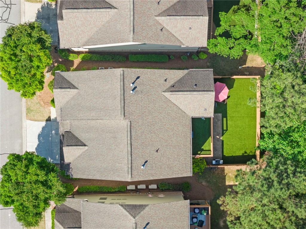 7805 Highland Bluff