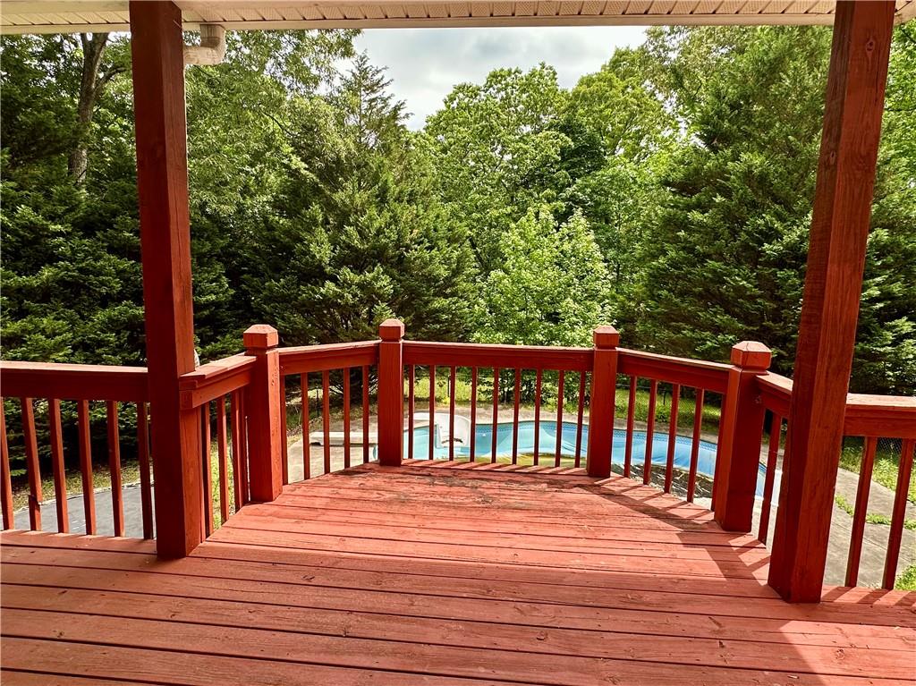 4446 Gillsville Highway