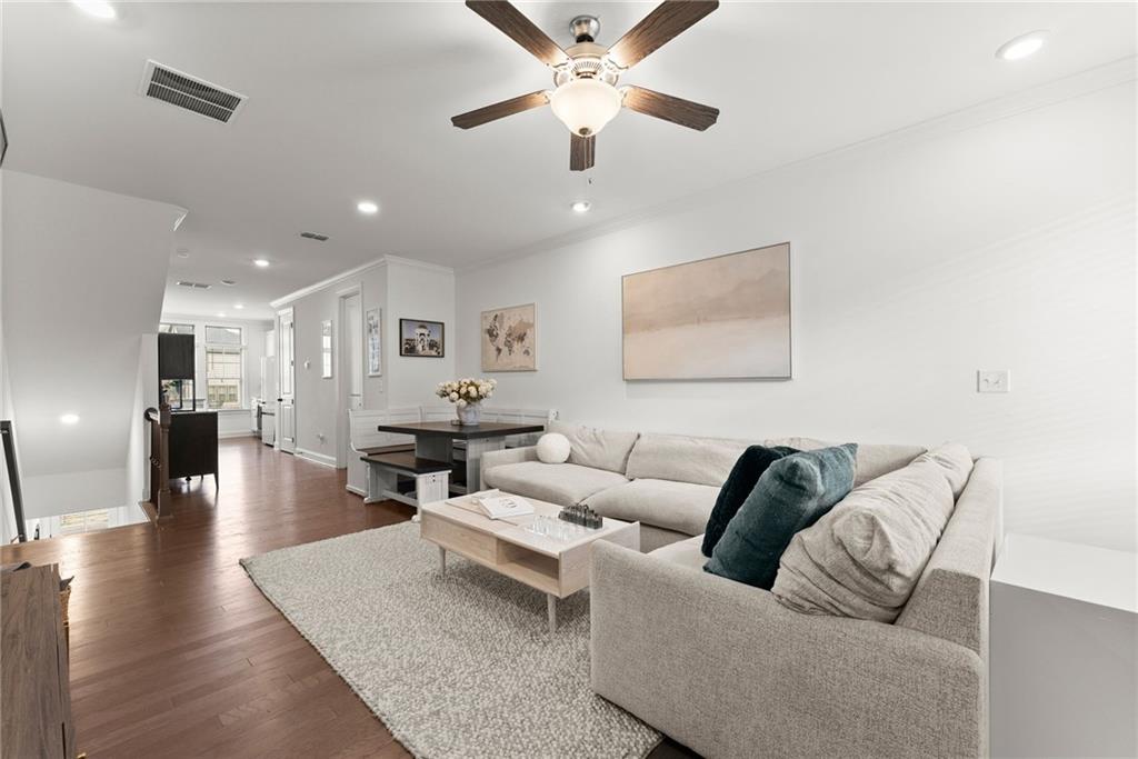 3943 Allegretto Circle SE