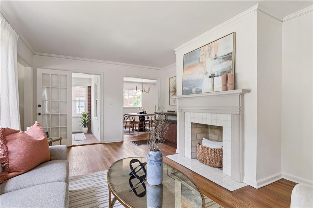 1376 Everett Place SW