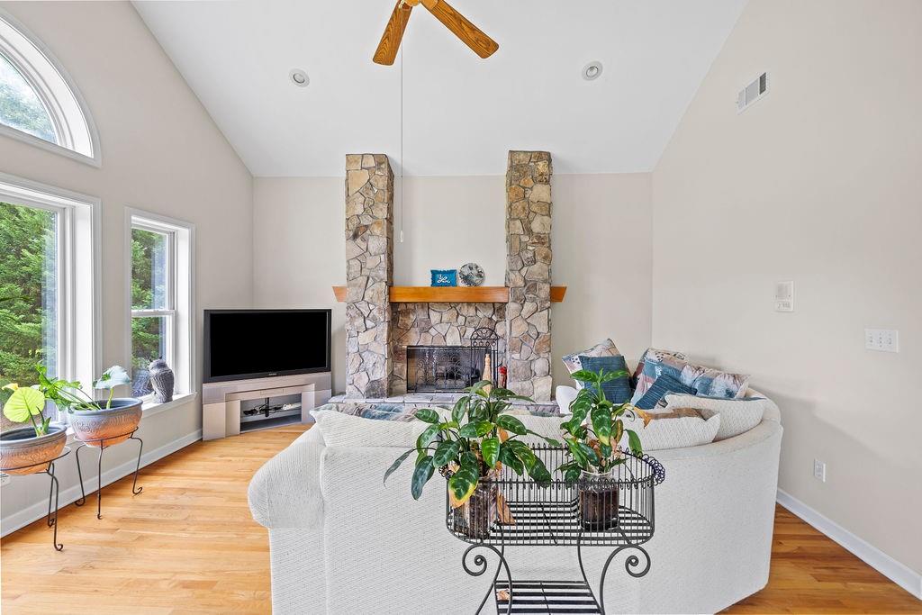 145 Lees Overlook
