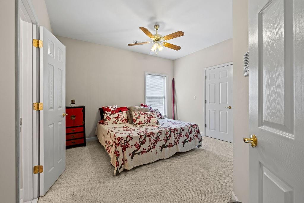 145 Lees Overlook