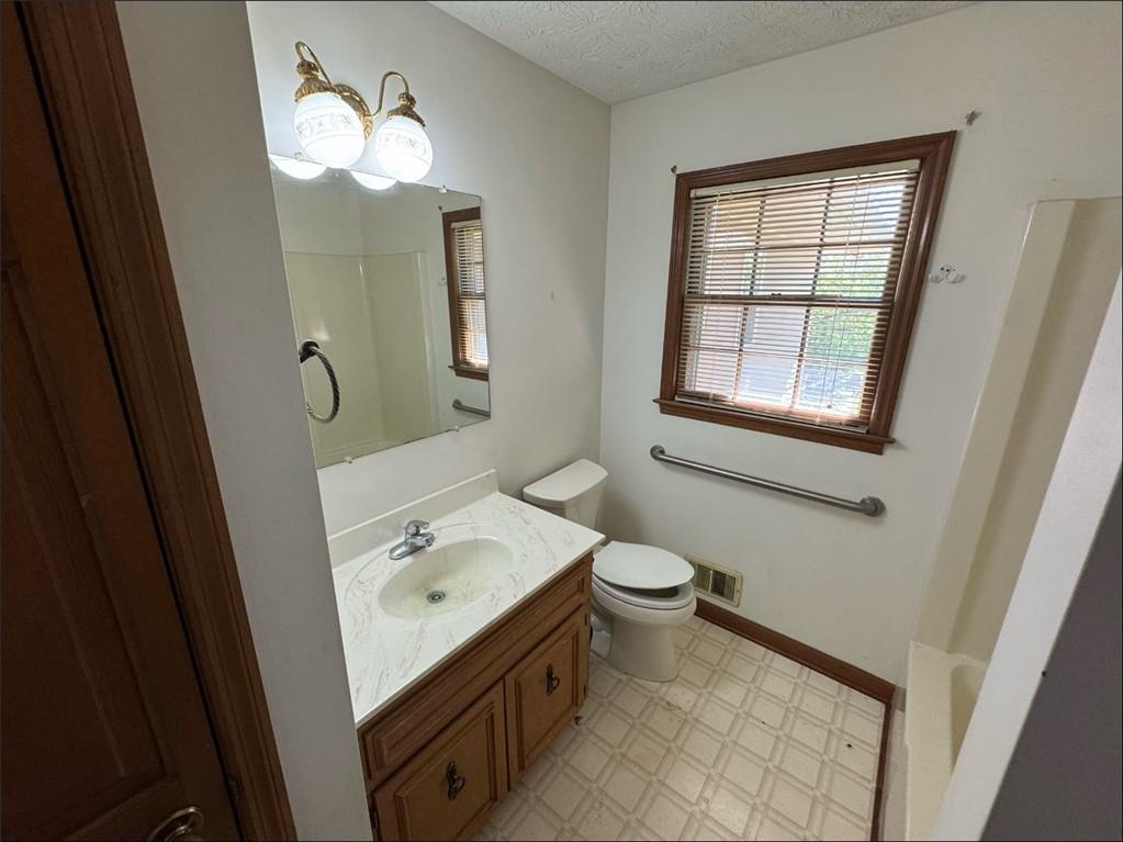 3774 Friendship Circle