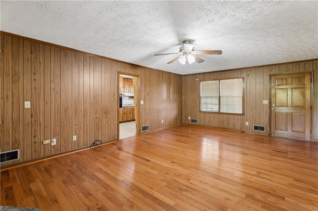 3774 Friendship Circle