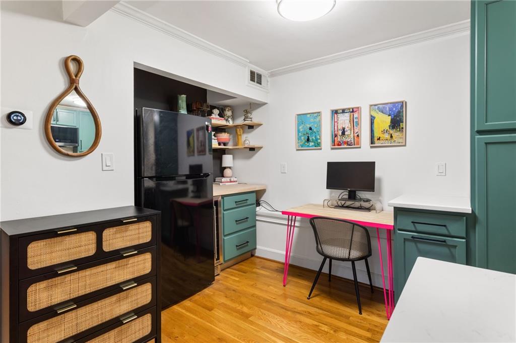 870 Glendale Terrace NE Unit 3